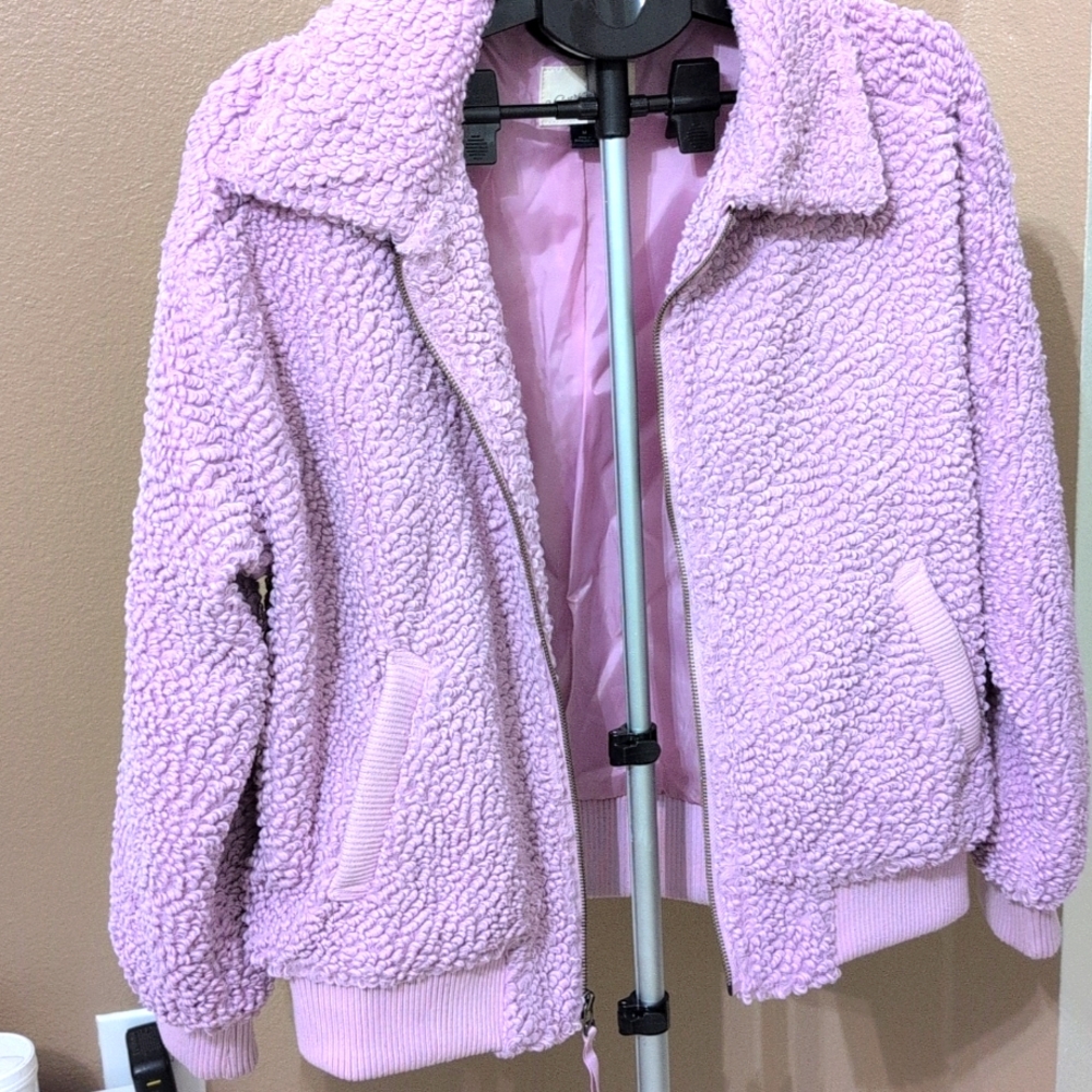Universal Thread 2 Side Pocket Purple Teddy Jacket- size Medium